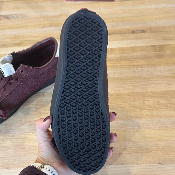 NWOT Vans Chocolate Brown Sneakers with Vibrant Pink Detail - Picture 4 of 4